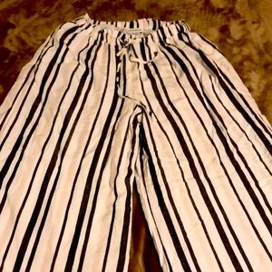 American eagle outfitter pants s